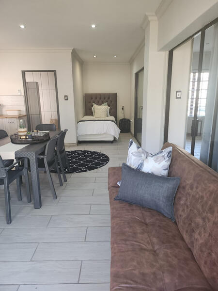 On Enslin Selfcatering