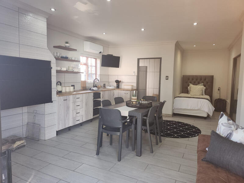 On Enslin Selfcatering