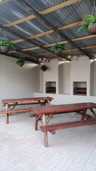 On Enslin Selfcatering